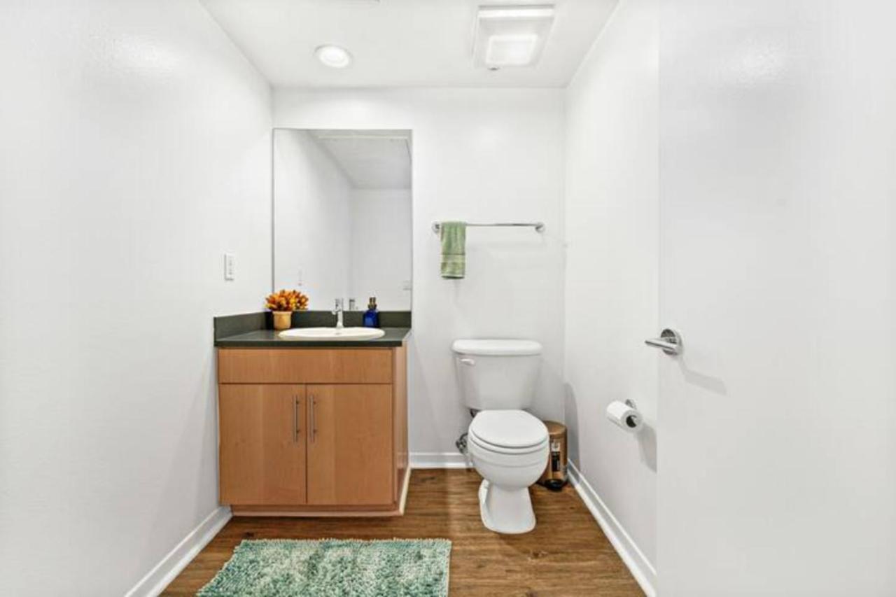 Апартаменти The Coral Loft - Marina Bliss Water View 2Br Pool, Gym Лос-Анджелес Екстер'єр фото